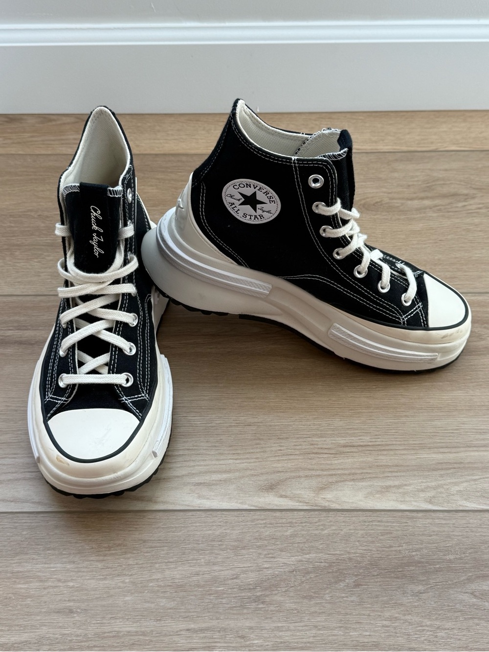 Converse Black Chunky Platform High Top Sneakers Run Star Women’s 9